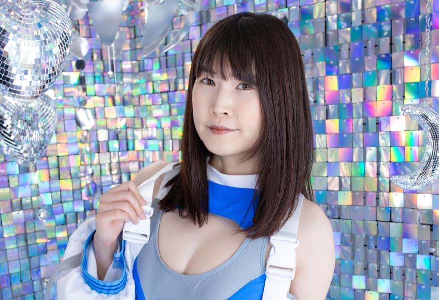 高樹まいこ