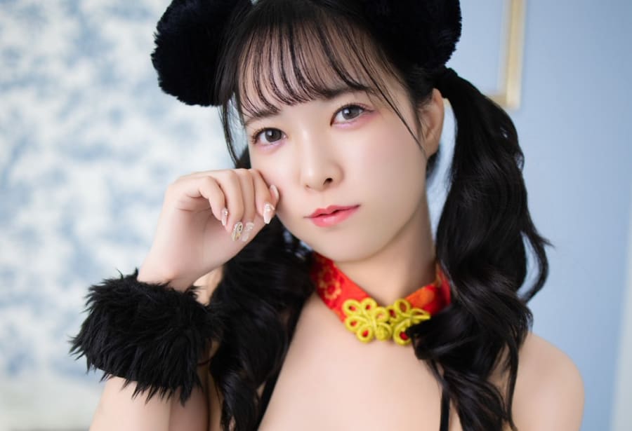 桐間彩